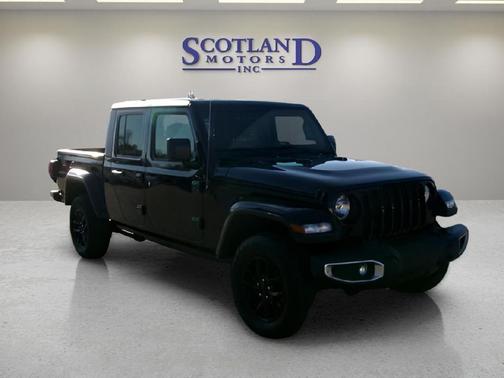 2023 Jeep Gladiator Sport S