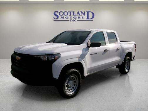 2024 Chevrolet Colorado WT