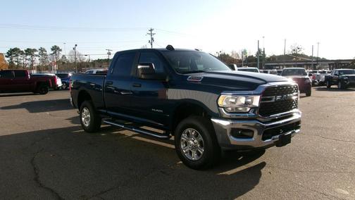 2024 RAM 2500 Big Horn Crew Cab 4x4 6'4' Box