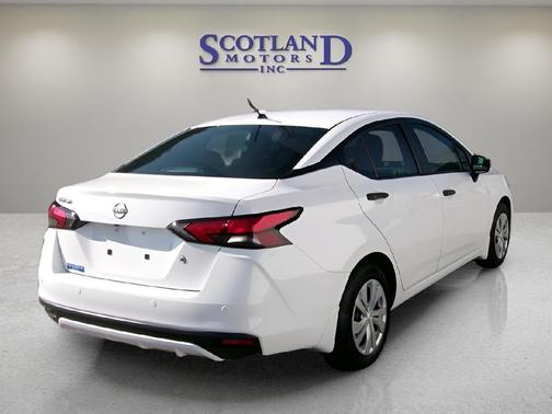 2025 Nissan Versa 1.6 S