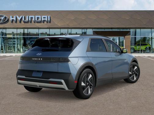 2025 Hyundai IONIQ 5 SEL
