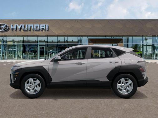 2025 Hyundai KONA SE