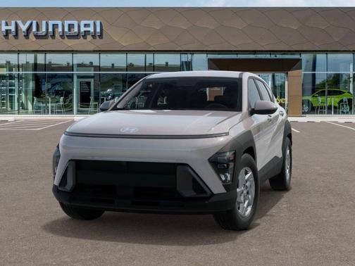 2025 Hyundai KONA SE