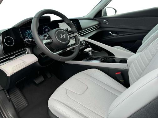 2025 Hyundai ELANTRA HEV Limited
