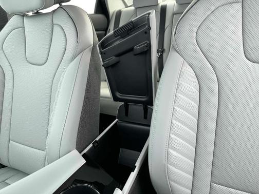2025 Hyundai ELANTRA HEV Limited