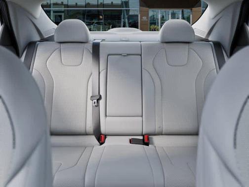 2025 Hyundai ELANTRA HEV Limited