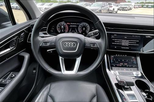 Mythos Black Metallic 2023 Audi Q7 55 Premium