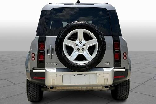 2020 Land Rover Defender 110 SE