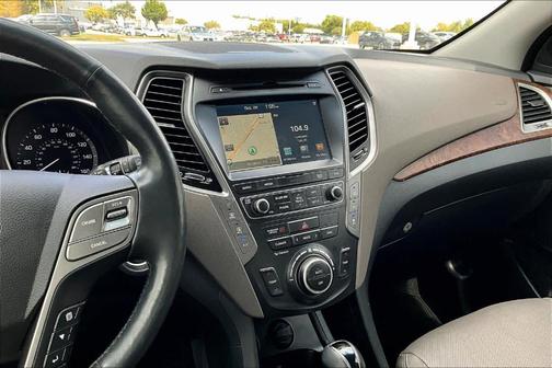 2017 Hyundai SANTA FE Limited Ultimate