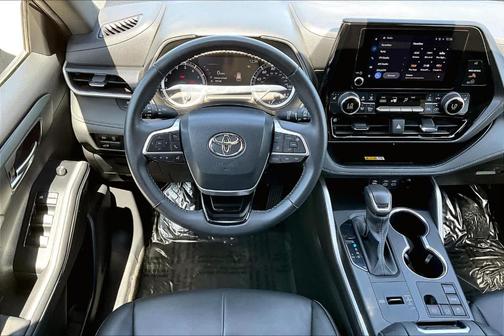 2024 Toyota Highlander XSE