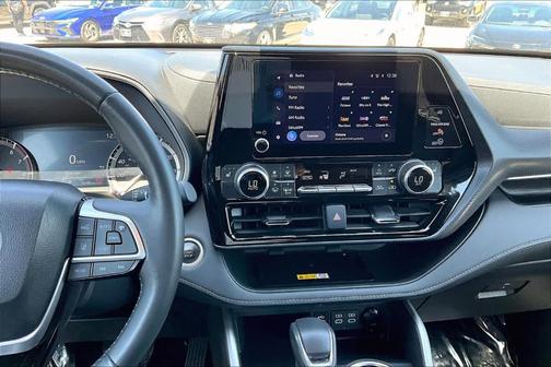 2024 Toyota Highlander XSE