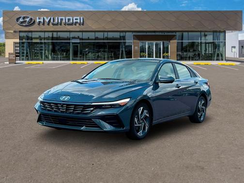 2025 Hyundai ELANTRA Limited