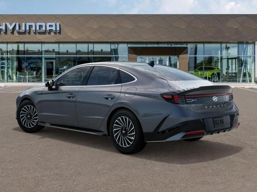 2025 Hyundai SONATA Hybrid Limited