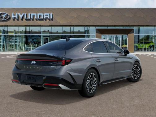 2025 Hyundai SONATA Hybrid Limited