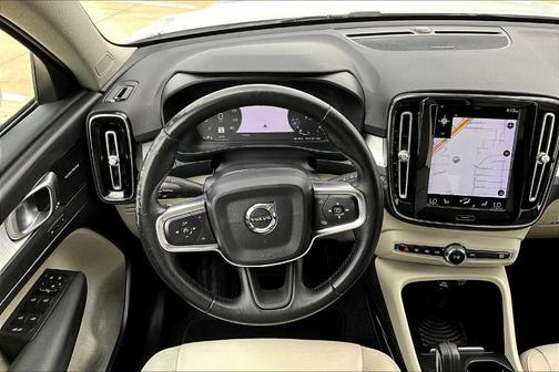 2019 Volvo XC40 T5
