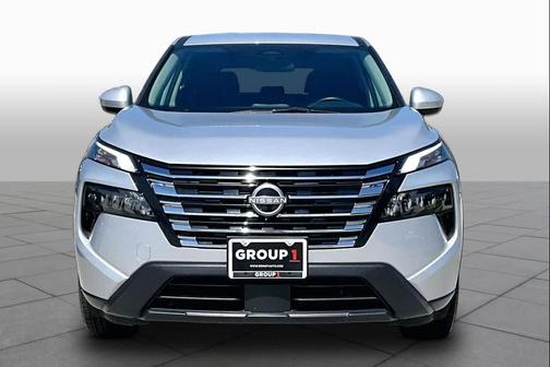 Brilliant Silver Metallic 2025 Nissan Rogue SV