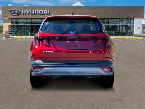 2025 Hyundai TUCSON SE