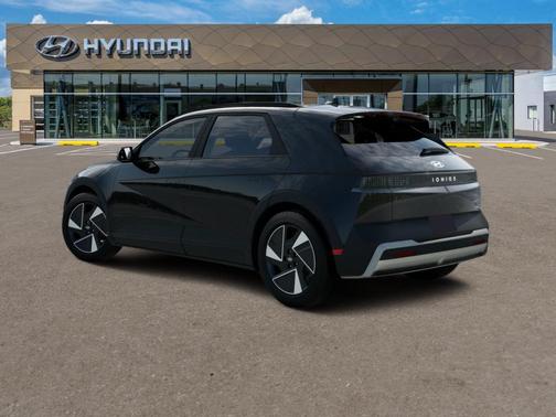 2025 Hyundai IONIQ 5 SEL