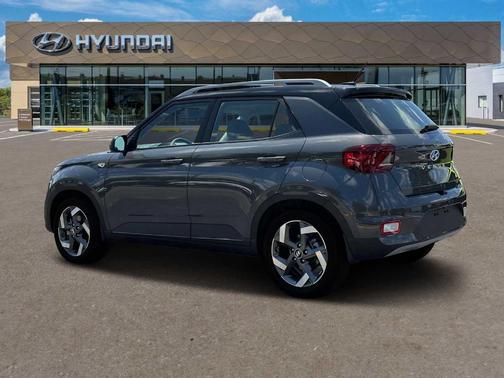 2025 Hyundai VENUE Limited