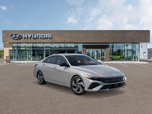 Fluid Metal 2026 Hyundai ELANTRA Sport