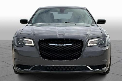 2019 Chrysler 300 Touring
