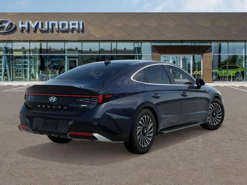 2025 Hyundai SONATA Hybrid Limited