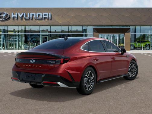 2025 Hyundai SONATA Hybrid Limited