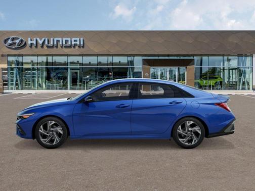 2025 Hyundai ELANTRA HEV SEL