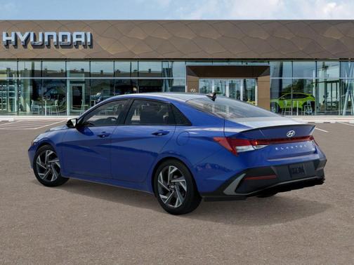 2025 Hyundai ELANTRA HEV SEL