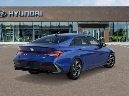 2025 Hyundai ELANTRA HEV SEL