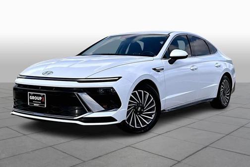 2025 Hyundai SONATA Hybrid SEL