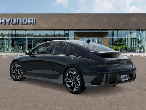 2025 Hyundai IONIQ 6 SEL