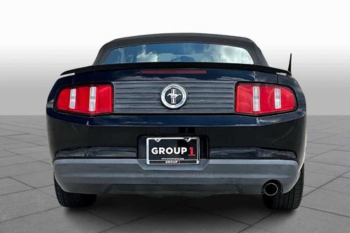 2010 Ford Mustang V6
