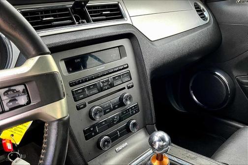 2010 Ford Mustang V6