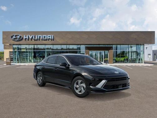 Abyss Black 2026 Hyundai SONATA SE