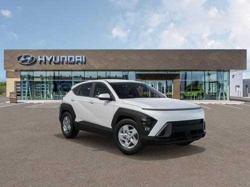 2025 Hyundai KONA SE