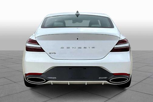 2024 Genesis G70 2.5T