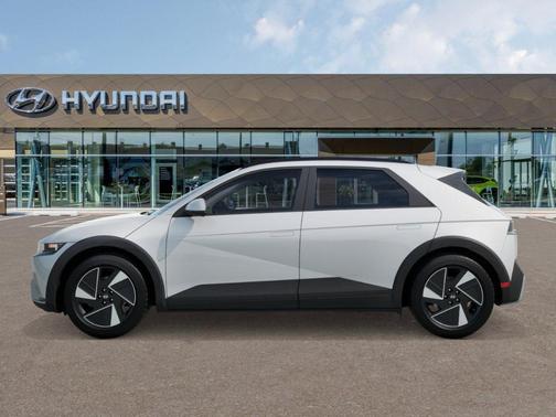 2025 Hyundai IONIQ 5 SEL
