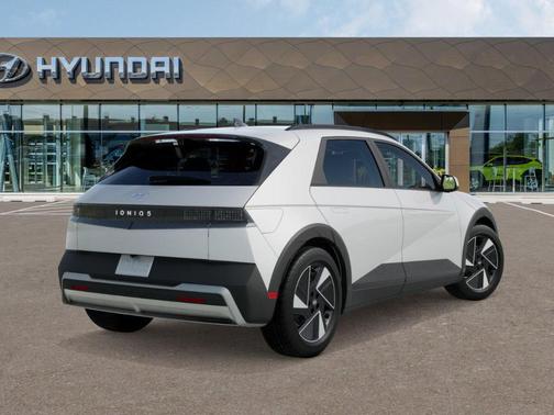 2025 Hyundai IONIQ 5 SEL