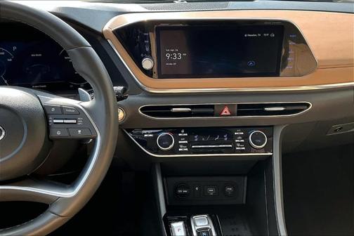 2023 Hyundai SONATA Hybrid Limited