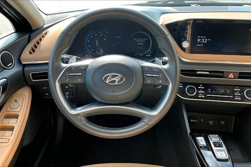 2023 Hyundai SONATA Hybrid Limited