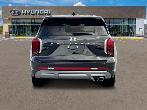 2025 Hyundai PALISADE SE