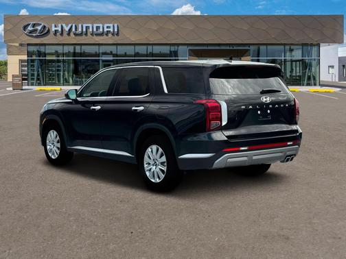 2025 Hyundai PALISADE SE