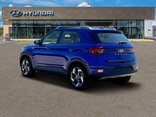 2025 Hyundai VENUE Limited