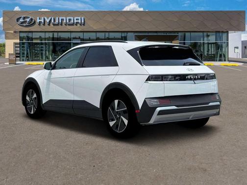 2025 Hyundai IONIQ 5 SEL