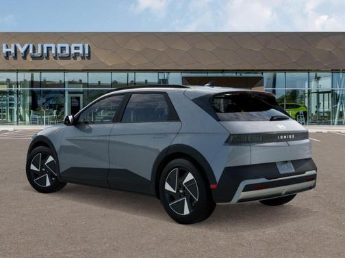 2025 Hyundai IONIQ 5 SEL