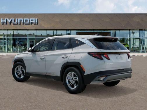Serenity White Pearl 2026 Hyundai TUCSON SE
