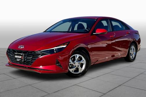 2022 Hyundai ELANTRA SE