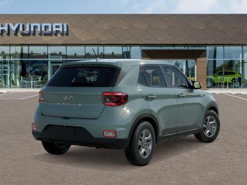 2025 Hyundai VENUE SE