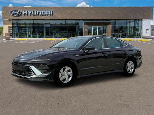 2025 Hyundai SONATA SE